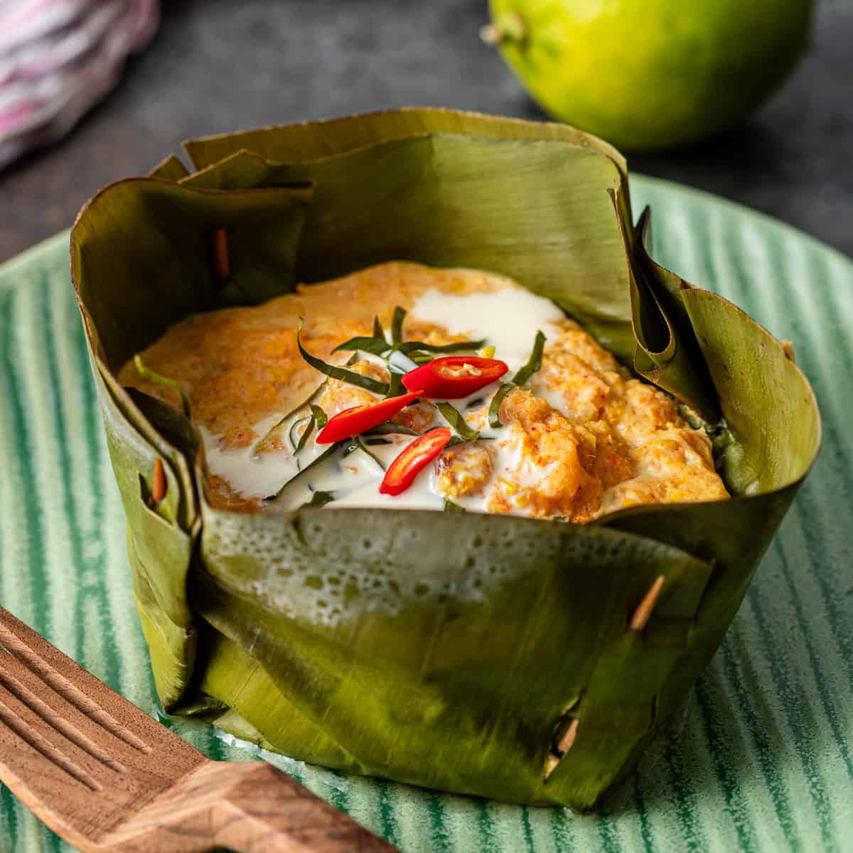 Dishes kari ikan khas Asia Tenggara